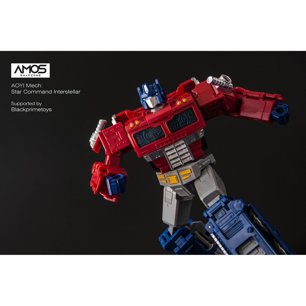 Mô hình robot biến hình Optimus Oversized War for Cybertron: Siege