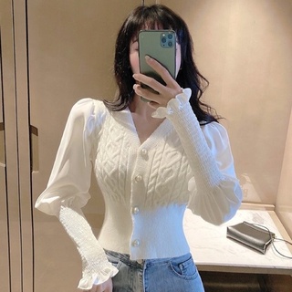 Áo tiểu thư mỏng len tay loe bo chun cúc ngoc sang chảnh