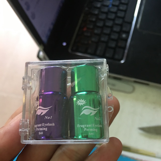 Thuốc uốn mi collagen 