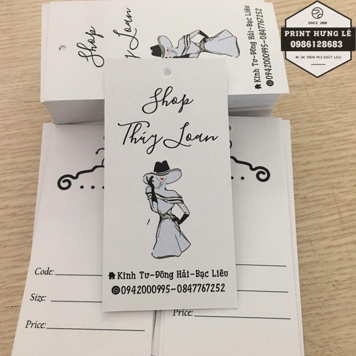 100 tag mác giấy, thẻ treo quần áo đục lỗ theo yêu cầu