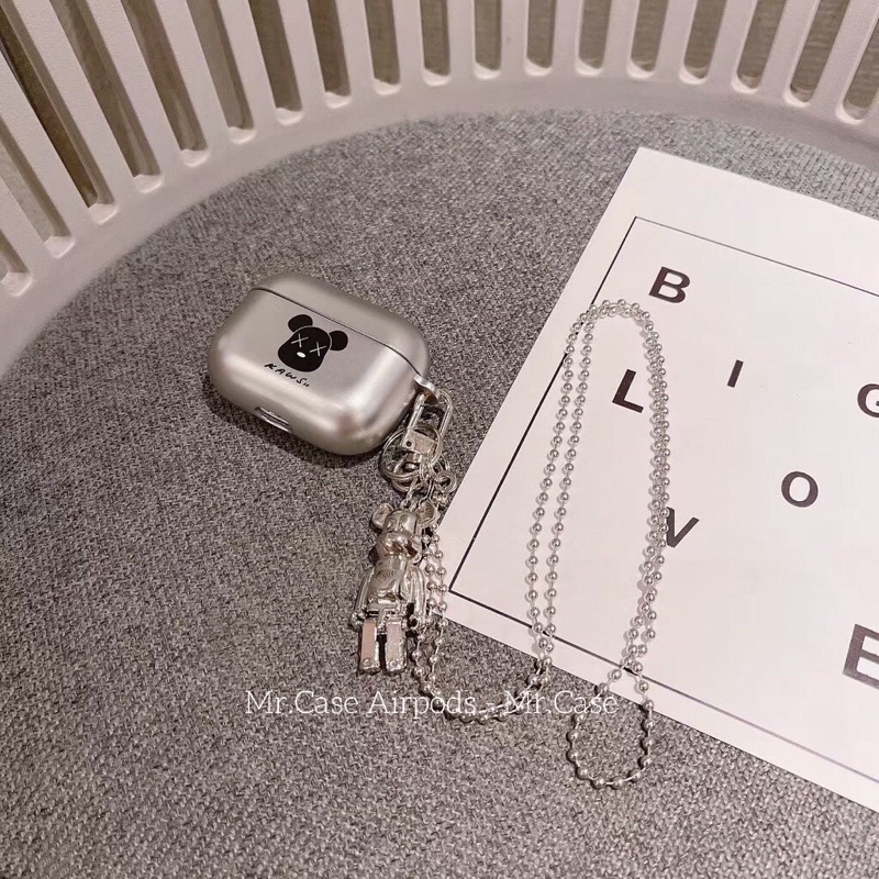 Case Airpods 1/2 /Pro Vỏ Ốp Tai Nghe Hình Kaws Màu Đen Siêu Ngầu Tráng Gương Kèm Móc khoá - Mr.Case AirPods