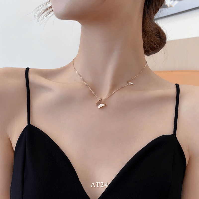 [KHÔNG ĐEN GỈ] Dây chuyền nữ hình bướm titan cao cấp - Mely AT24