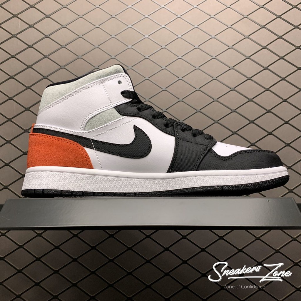 (FREESHIP+HỘP+QUÀ) Giày thể thao AIR JORDAN 1 Mid SE Union Black Toe Trắng đen gót đỏ Cổ cao da lộn SNEAKERS ZONE | BigBuy360 - bigbuy360.vn