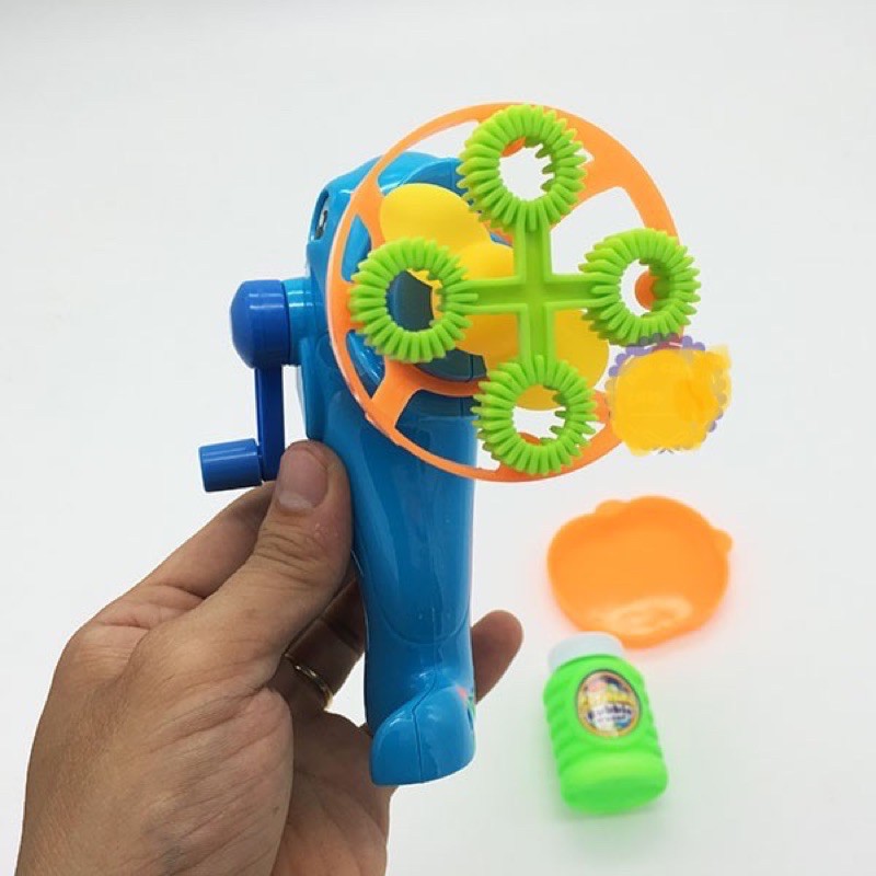 Súng bắn bong bóng xà phòng quay tay hình cá heo, sư tử, cá heo không pin có đèn