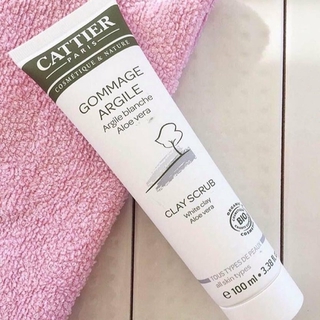 Tẩy da chết Cattier