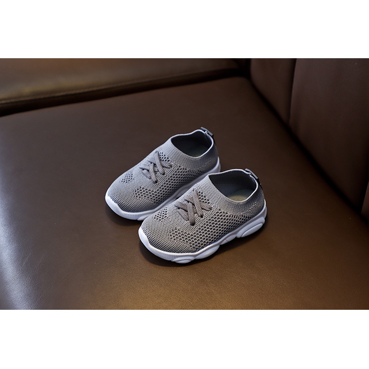 Giày thể thao lười cao cấp cho bé 1-10 tuổi. BABYLINK