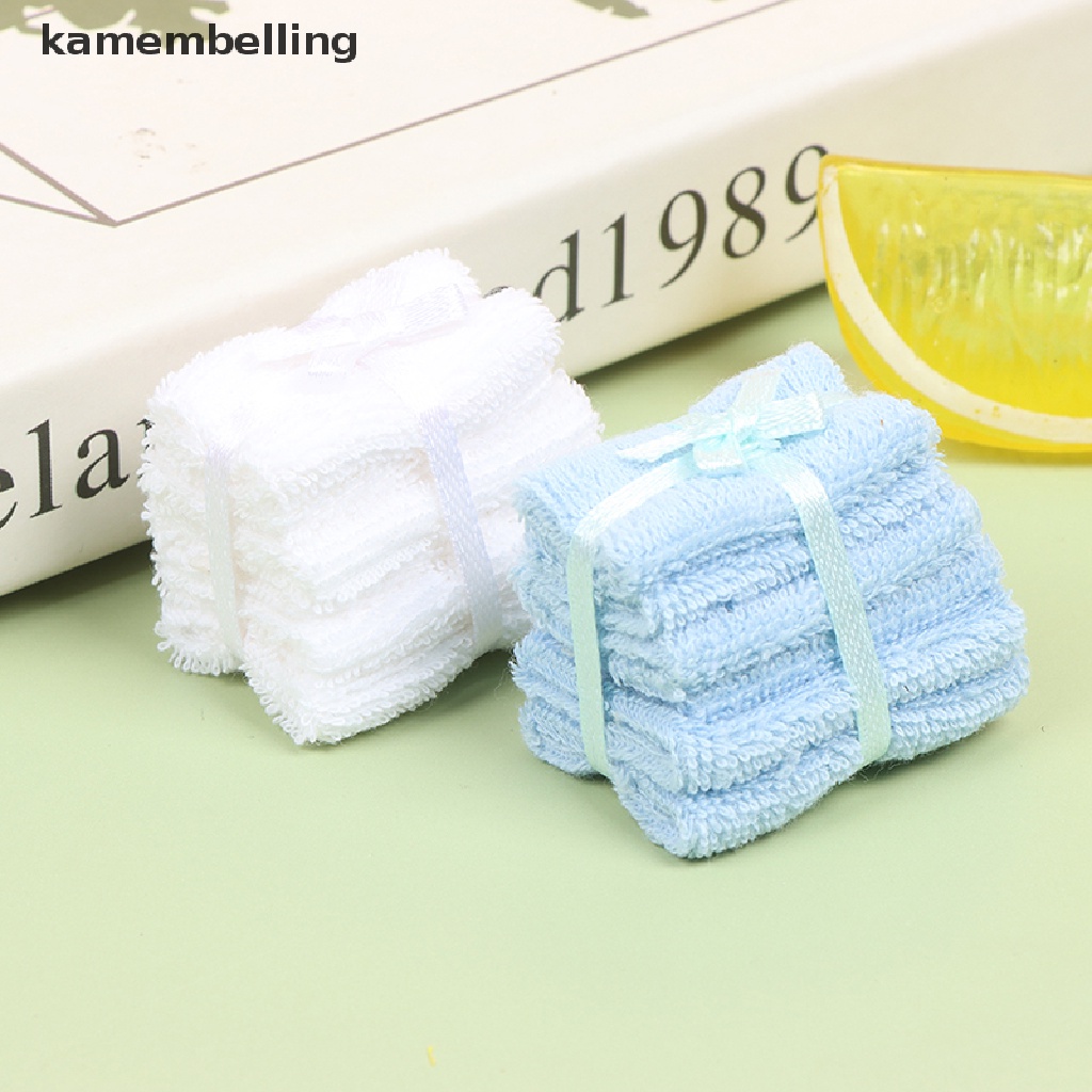 Mô hình khăn tắm trang trí nhà búp bê tỉ lệ 1:12