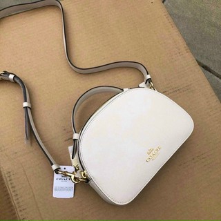 Túi Coach dáng bầu mới siêu hot
