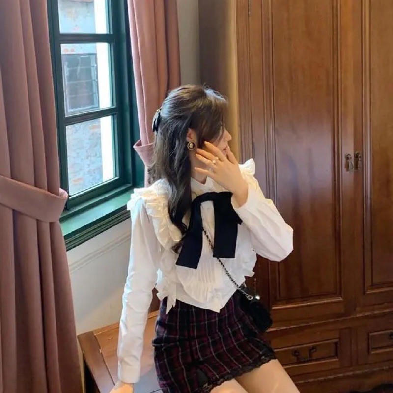 Set Chân Váy + Áo Sơ Mi Tiểu Thư kèm tag nơ