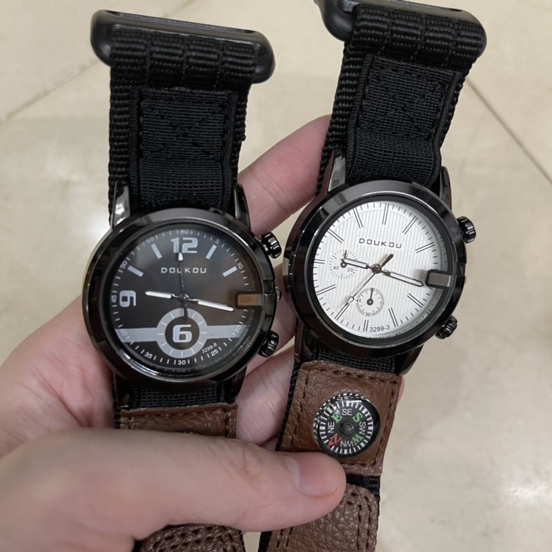 Đồng hồ nữ Ulzzang đeo tay thiết kế