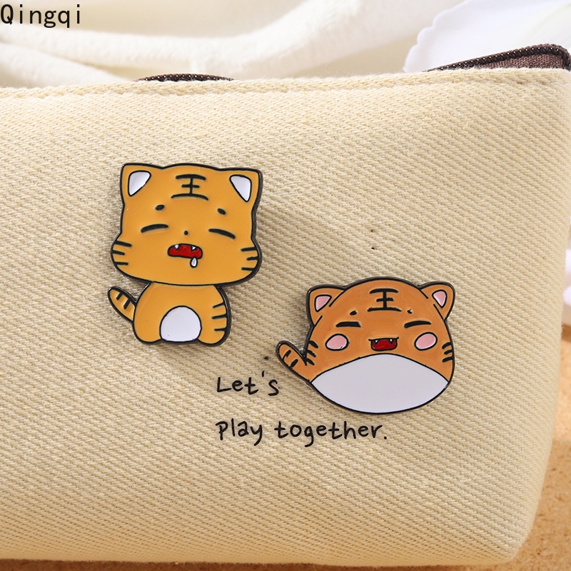 Ghim cài áo Miss Zoe hình cọp hoạt hình dễ thương