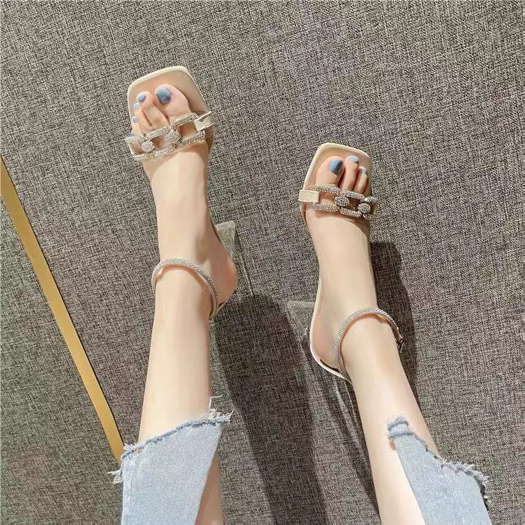 Giày Sandal Mũi Vuông Trong Suốt Đính Đá Phối Khóa Cài Thời Trang Mùa Hè Dành Cho Nữ