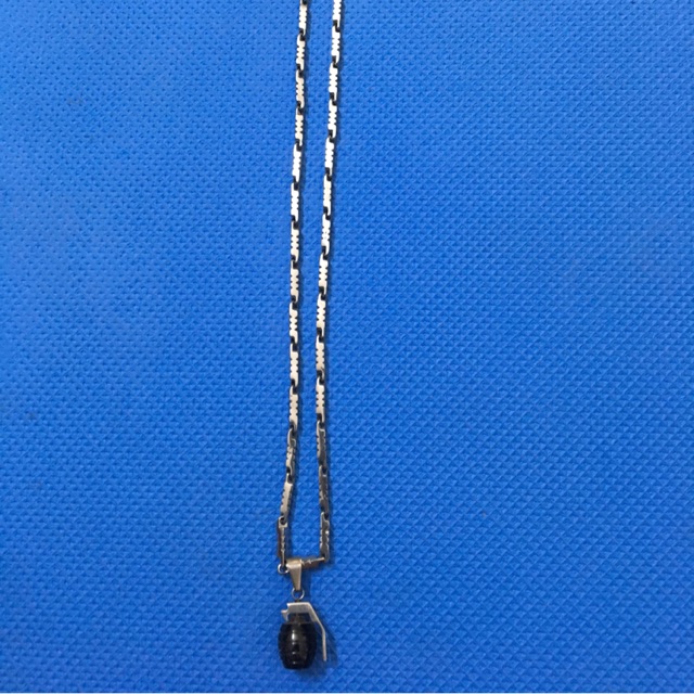 Bộ dây chuyền nam inox cao cấp kèm mặt hình viên đạn tặng nhẫn đeo tay