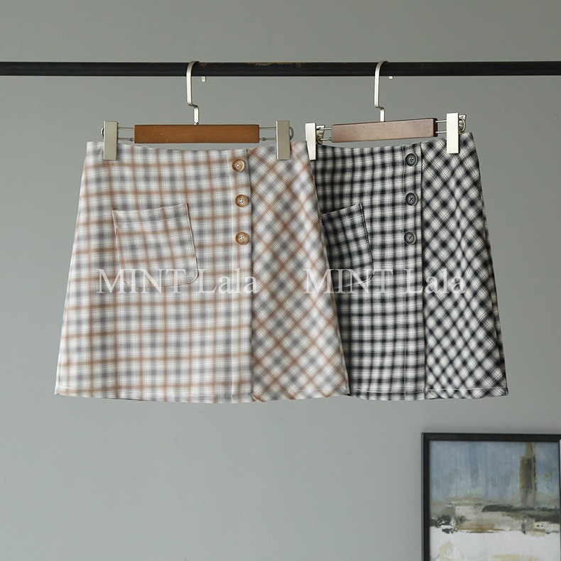 Chân Váy Quảng Châu Caro Đính Nút Túi Trước | BigBuy360 - bigbuy360.vn