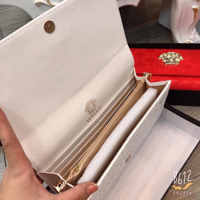 Clutch Versace trần ô size 22cm Hàng fullbox Kèm dây xích đeo chéo