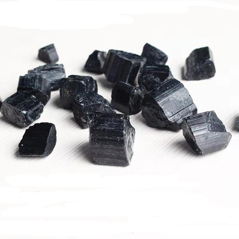 Đá thô thanh tẩy Black tourmaline crystal 9,2 chơi tarot , phong thủy