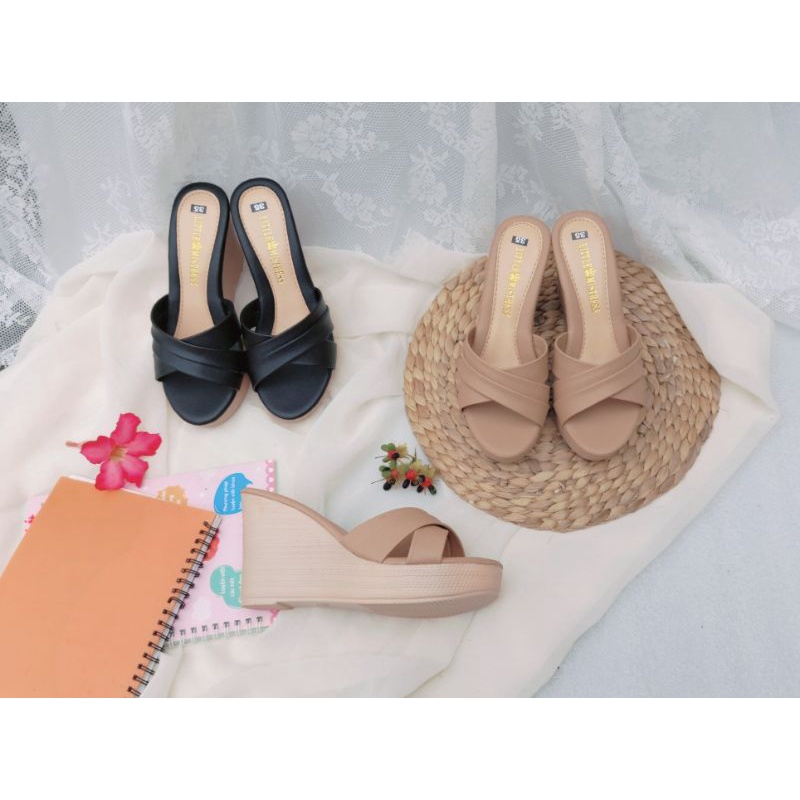 Cao gót đế xuồng