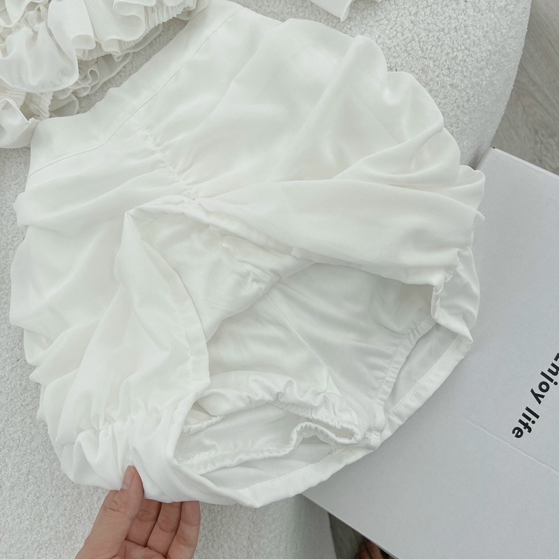 Set tay dài croptop kèm chân váy