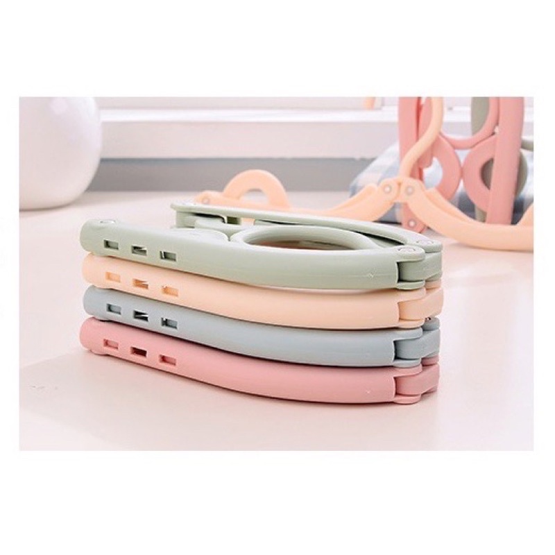 Móc Treo Quần Áo Thông Minh, Tiện Dụng Khi Du Lịch