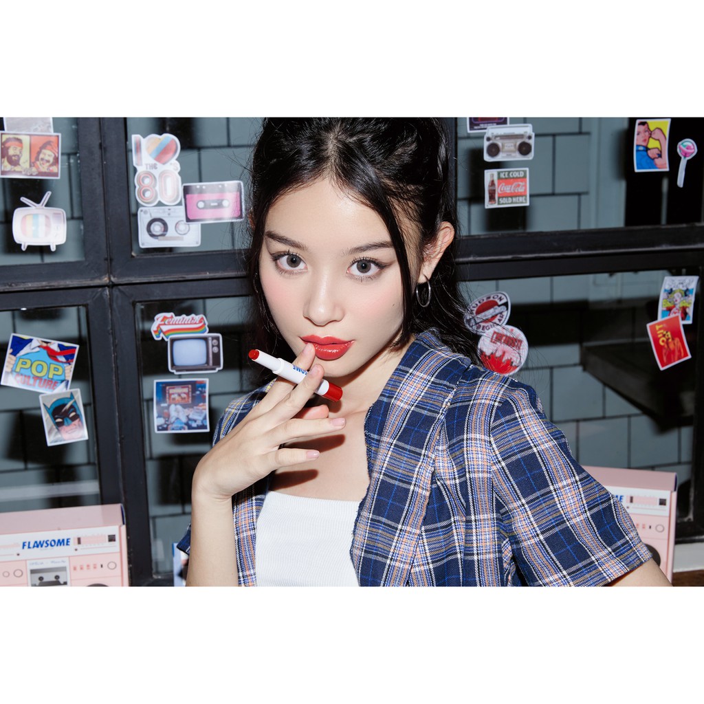 Cherry On Top (Đỏ Cherry) - Son Sáp Tint Bóng OFÉLIA FLAWSOME Glowy Lip (2g) | BigBuy360 - bigbuy360.vn