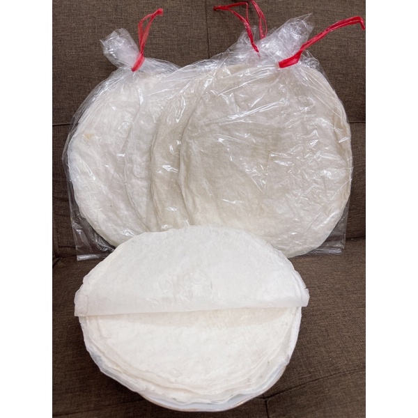 Bánh tráng phơi sương cuốn thịt luộc đặc sản chính gốc Tây Ninh