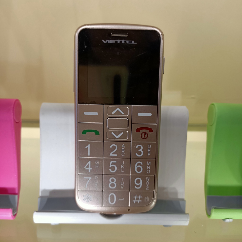 Điện thoại di động V6216,XPHONE  2 sim, chữ to,pin trâu,loa to, sóng khỏe,sos quay số nhanh cho người già