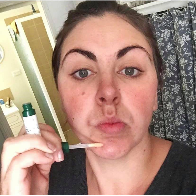 [BILL] Gel Chấm Mụn Tea Tree Blemish Gel - The Body Shop | BigBuy360 - bigbuy360.vn