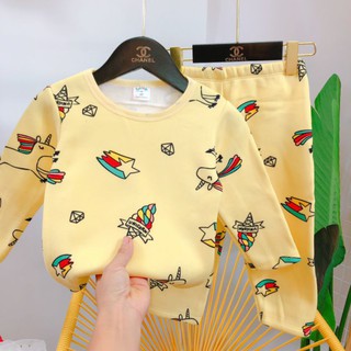 com bo quần áo cho bé