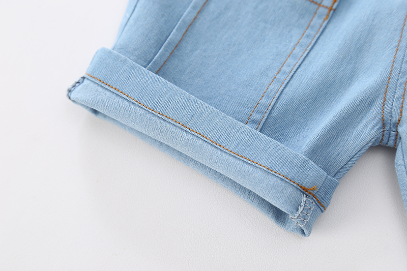 Bộ sưu tập thời trang dành cho nam giới với mẫu áo sơ mi khủng long + quần jeans 2 bộ