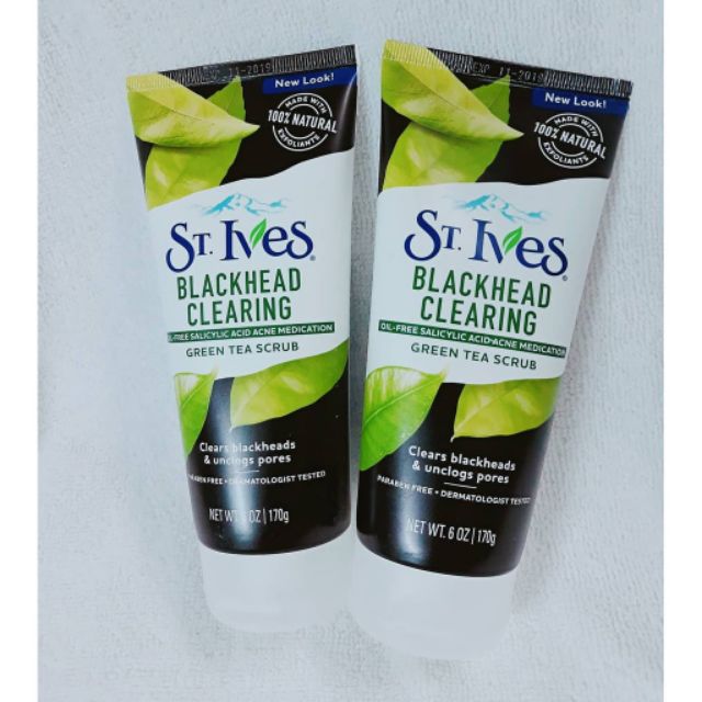 SỬA RỬA MẶT ST.IVES BLACKHEAD CLEARING GREEN TEA SCRUB