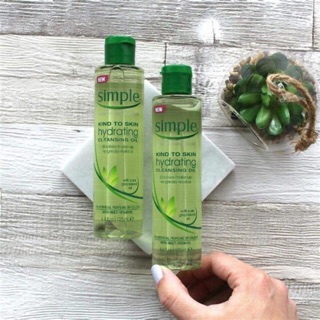 Dầu tẩy trang Simple Hydrating Cleansing oil 125ml ( bill UK)