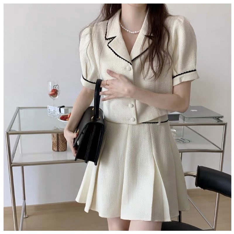 SET DẠ TIÊU ÁO VEST CROPTOP PHỐI CHÂN VÁY XOÈ CÚC BỌC SAVCDT