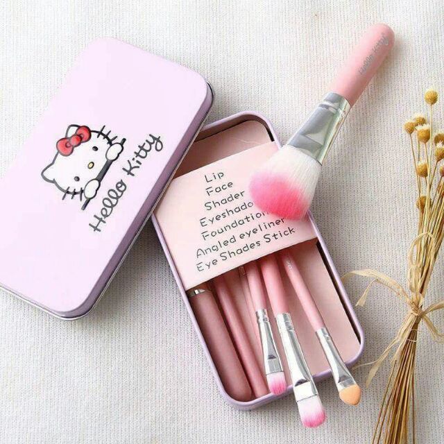 Bộ co trang điểm hello kitty
