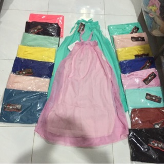 Đầm suông cổ yếm