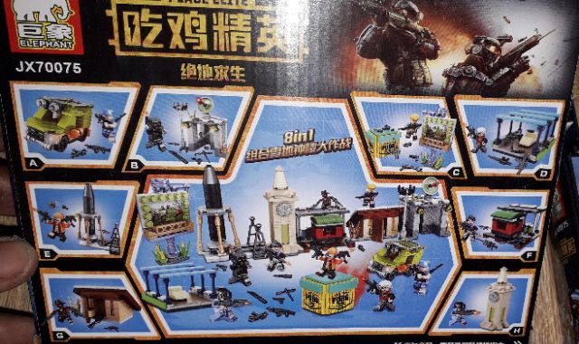 Lắp ráp 1 hộp LegoPubg 70075 có trên 100 chi tiết bằng nhựa ABS