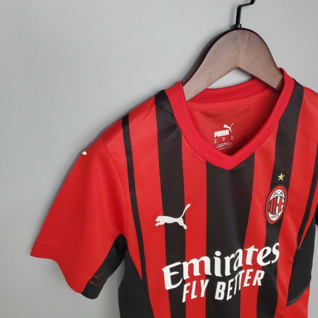 Áo thun bóng đá đội tuyển Ac Milan Home 2021/2022