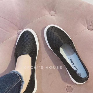 Giày slip on da cá sần chỉ