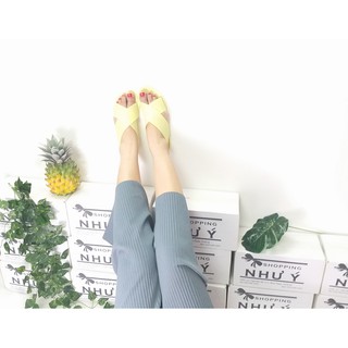 Dép sandal nhựa đi mưa