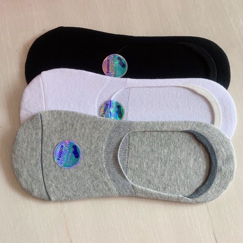 Tất nam kiểu hài lười, gót có silicol chống tụt, khử mùi hôi.