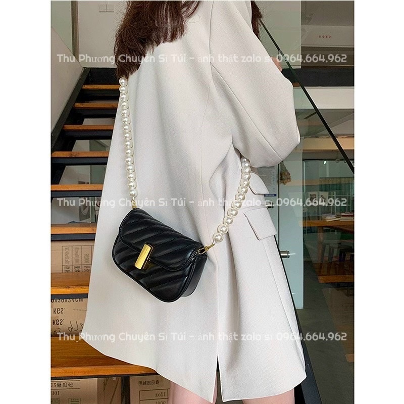 Túi đeo chéo dây ngọc khoá bấm trần chỉ chéo siêu xinh
