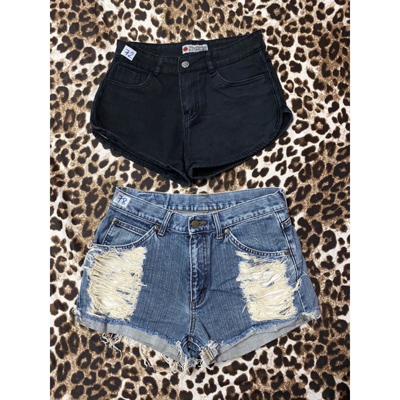 Quần short jeans rách bụi