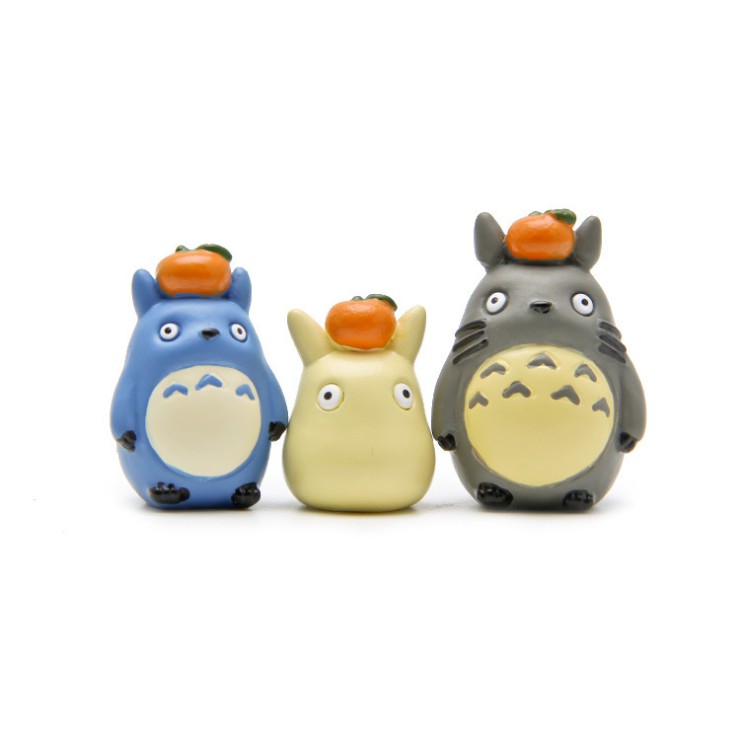 Mô hình Totoro đội quả cam cho các bạn trang trí tiểu cảnh, terrarium, DIY