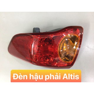 Đèn hậu ngoài Toyota Corolla Altis 2010