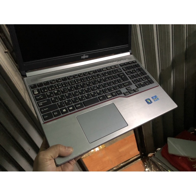 Laptop Nhật FUJITSU E753 Core i5-3340M, 8gb Ram, 256gb SSD, 15.6inch Full HD IPS