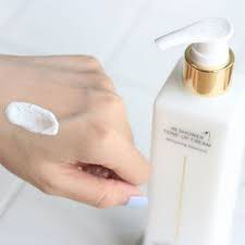 - Sữa tắm truyền trắng Medifferent Hàn quốc 300ml về hàng lại ạ