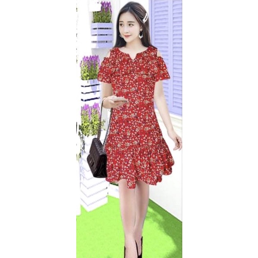 ĐẦM HOA NHÍ KHOÉT VAI HAI TẦNG CHẤT VOAN LỤA CAO CẤP