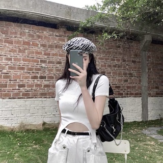 Áo Thun CropTop Phối khoen