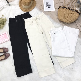 Quần jean ống rộng xắn gấu