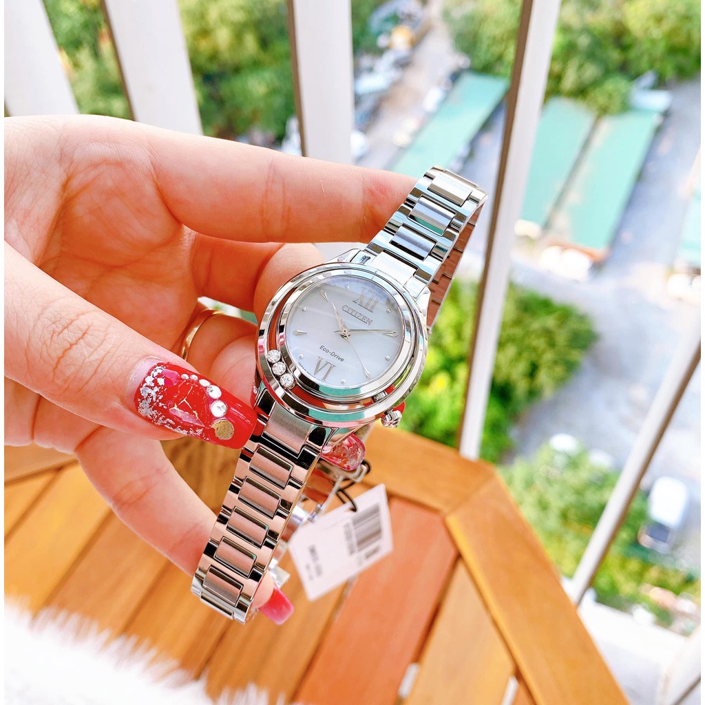 ĐỒNG HỒ NỮ CAO CẤP CITIZEN ECO DRIVE SUNRISE EM0510-53D CHÍNH HÃNG