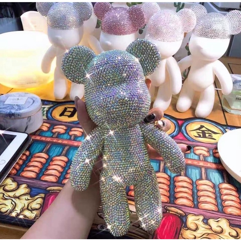 Bearbrick size 23 - Gấu đính đá đã đính sẵn